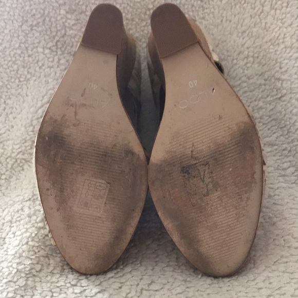 Aldo high heel summer wedge, floral print. I only wore these once. - Picture 3 of 7